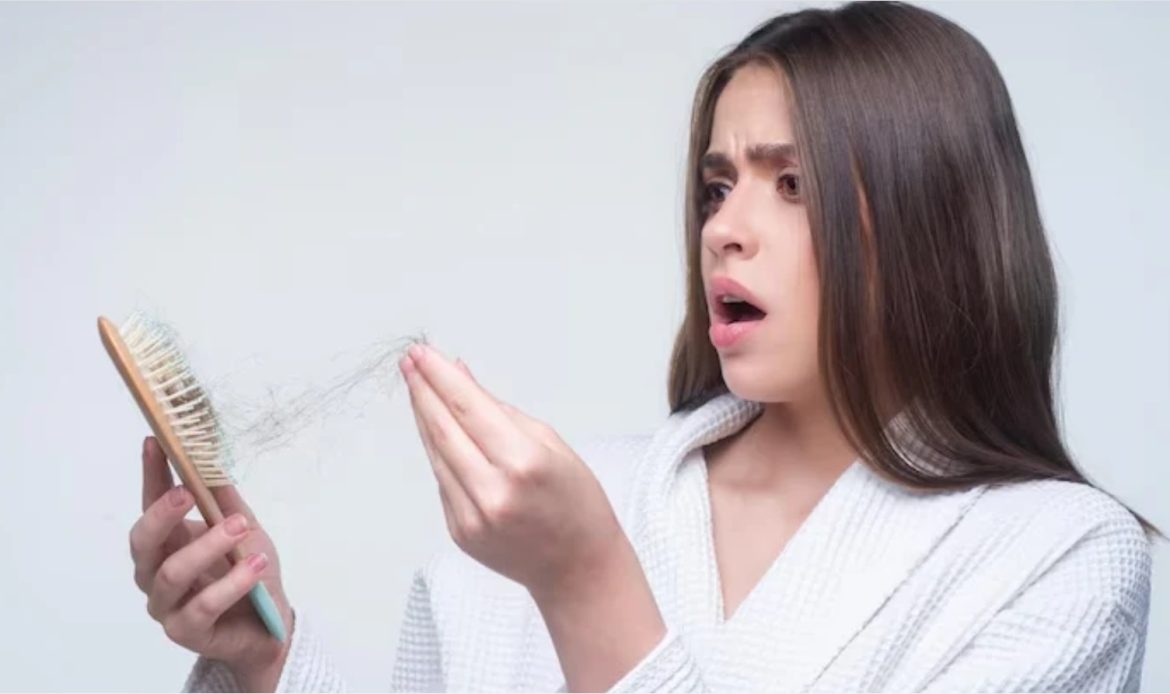 عادة سيئة قد تؤدي إلى الصلع